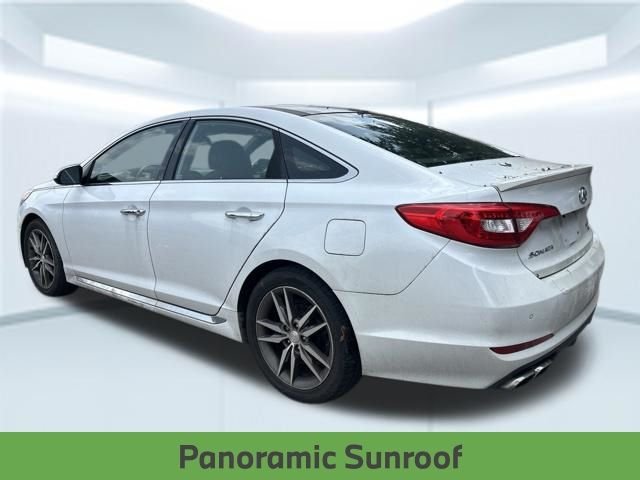 Used 2015 White Hyundai Sport 2.0T image 9