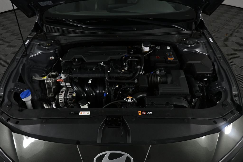 Used 2024 Gray Hyundai SEL image 30