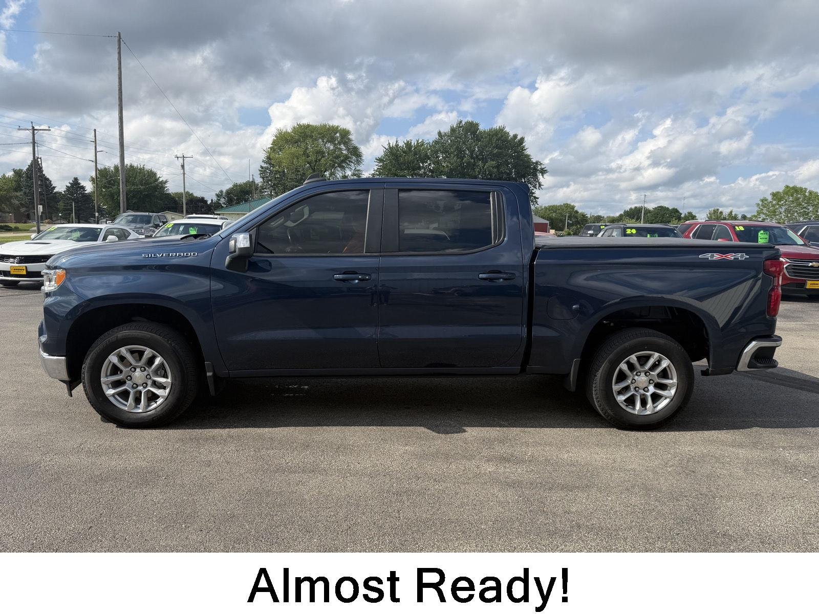 2022 Chevrolet Silverado 1500 LT 2FL 4X4 Crew Cab Short Box's photo
