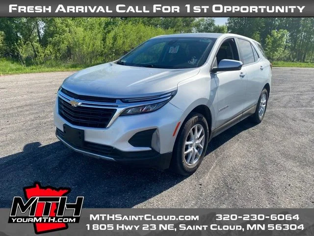 Used 2022 Silver Chevrolet LT image 4