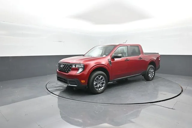 New 2026 Ruby Red Metallic Tinted Clearcoat Ford XLT image 4