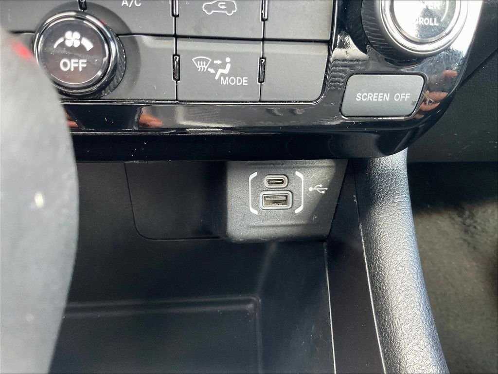 Used 2024 Black Jeep Latitude image 16