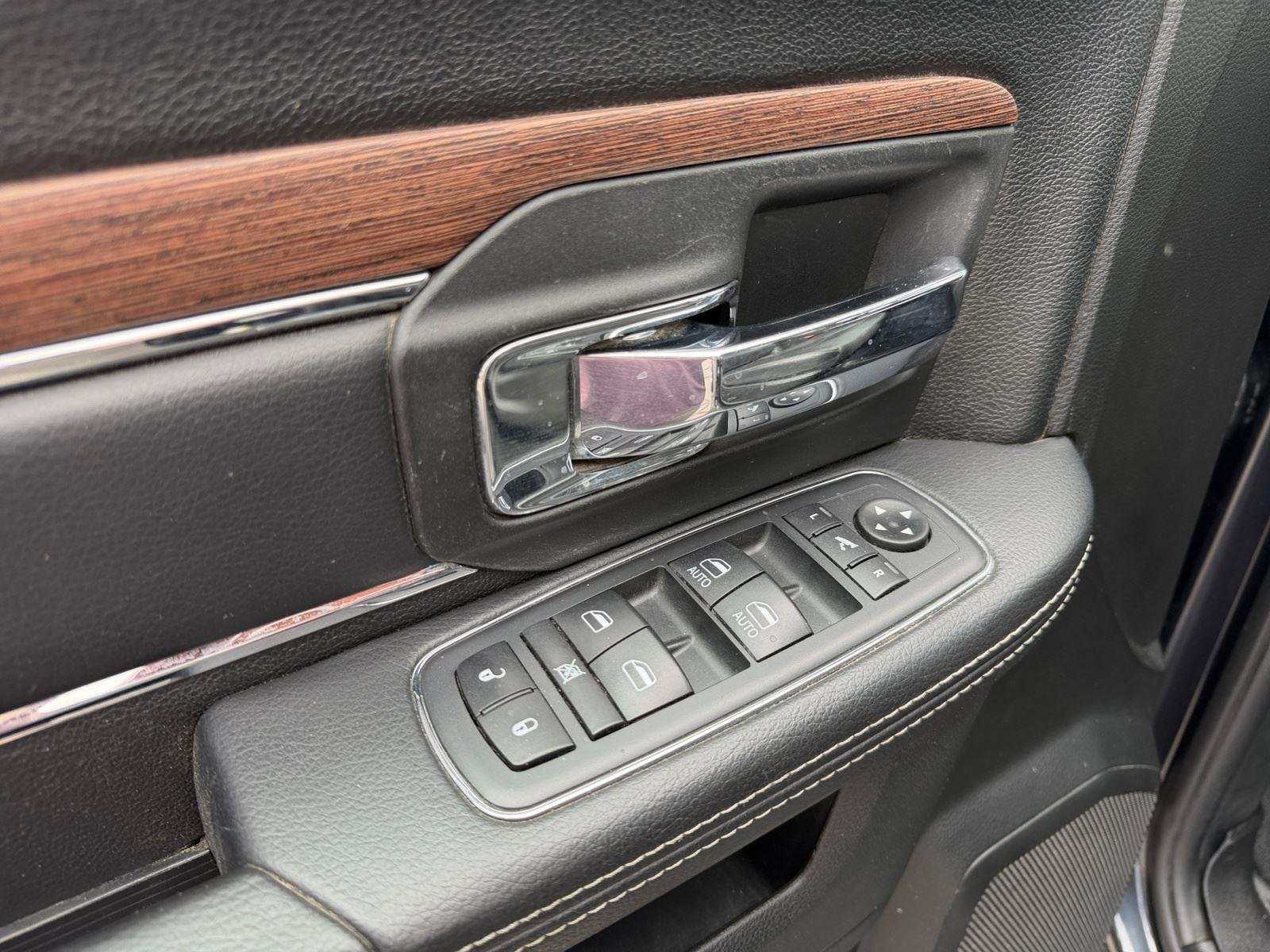2019 RAM Ram 1500 Classic Laramie - Photo 11