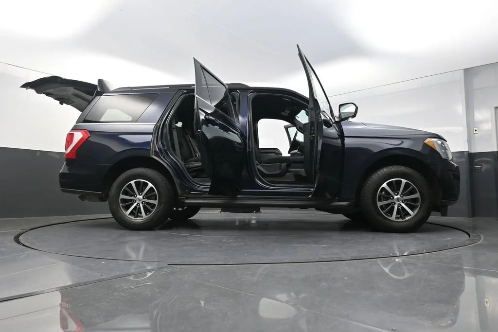 Used 2021 Blue Ford XL image 30