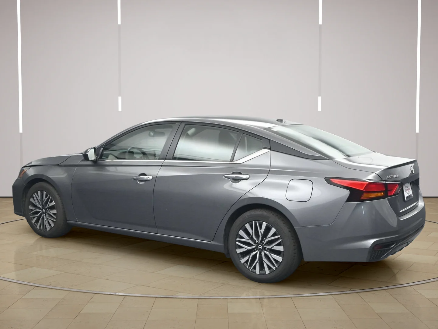 Certified Used 2025 Gun Metallic Nissan SV image 5
