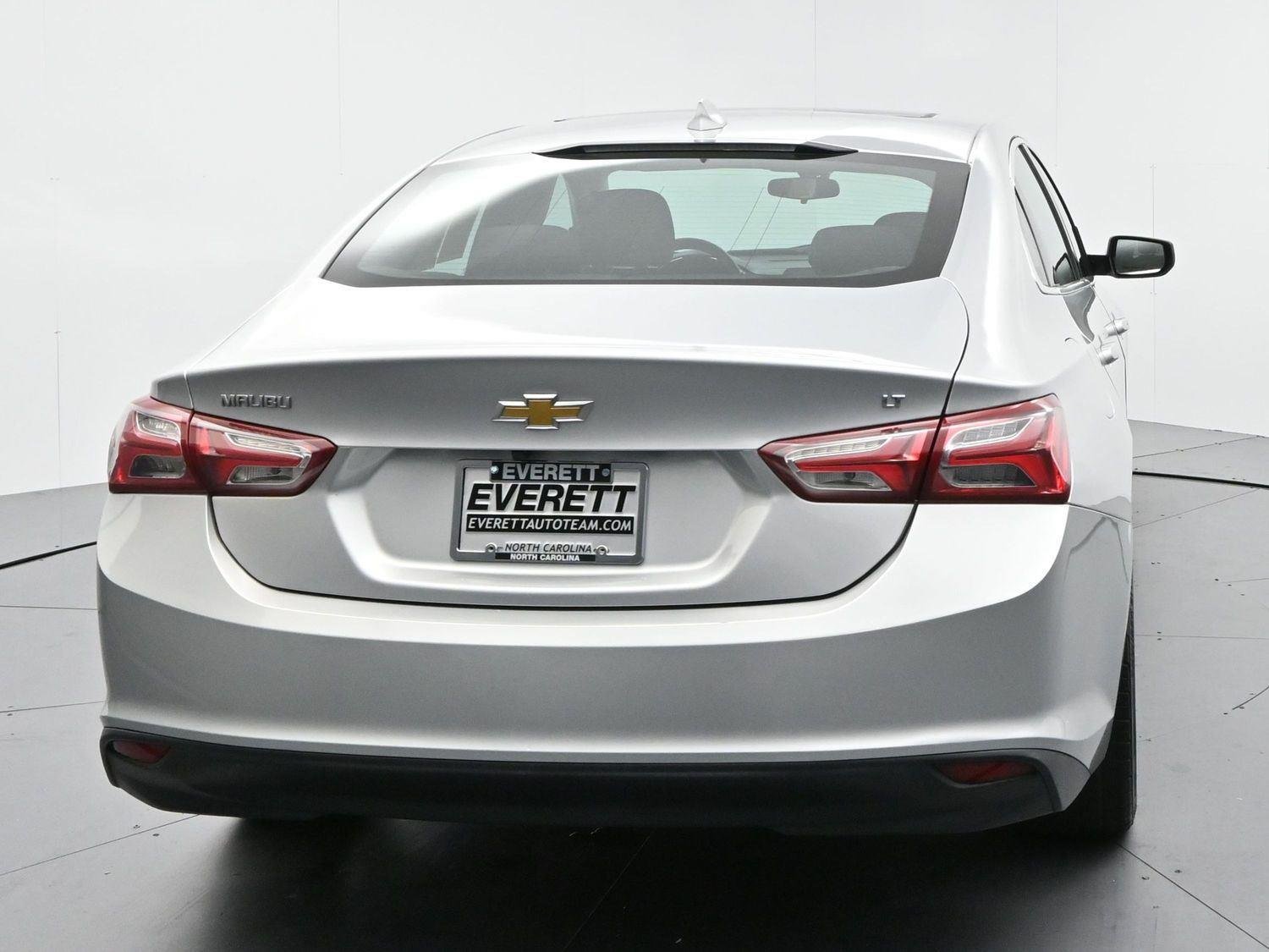 Used 2021 SILVER ICE METALLIC Chevrolet LT image 6