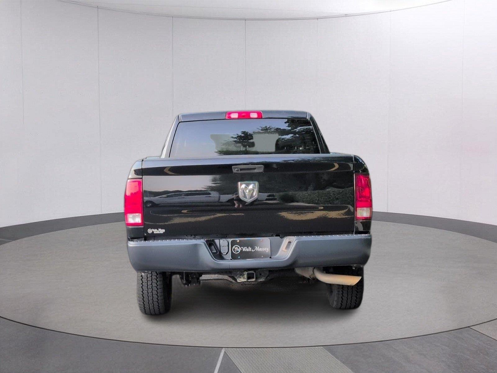 Used 2020 Diamond Black Crystal Pearlcoat Ram Tradesman image 4