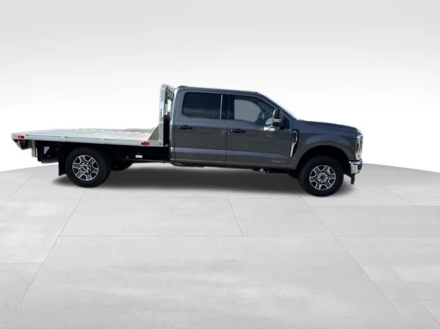 Used 2025 Gray Ford XLT image 5