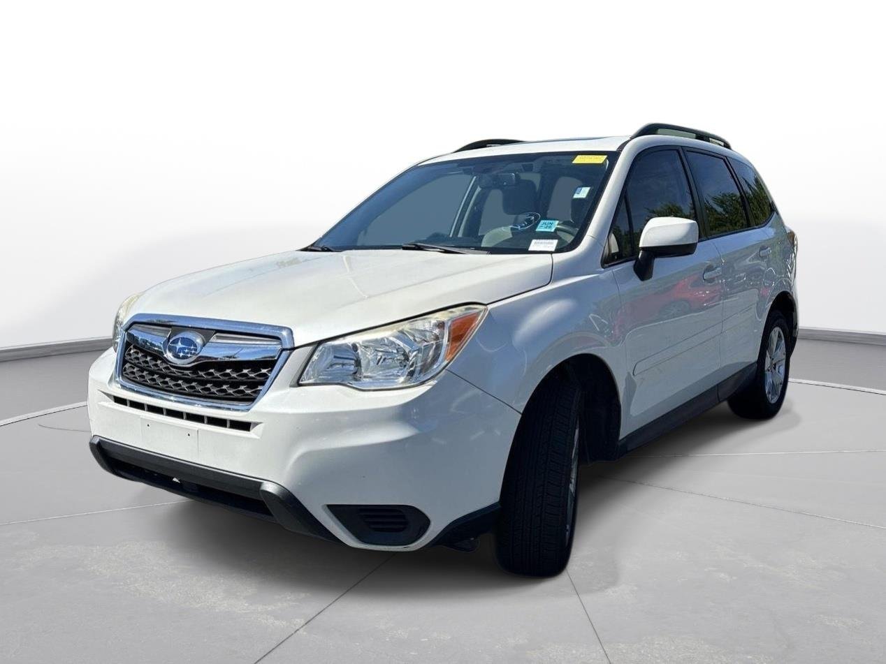 Used 2015 Satin White Pearl Subaru 2.5i Premium image 2
