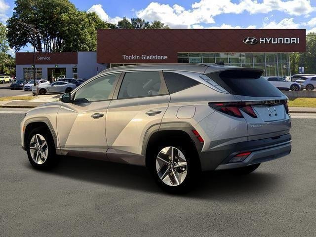 New 2026 Shimmering Silver Hyundai SEL AWD image 4