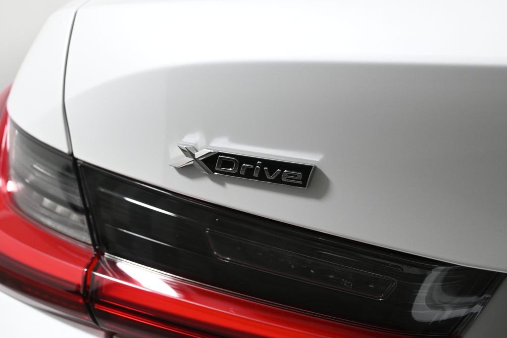 Used 2026 White BMW 330i xDrive image 39