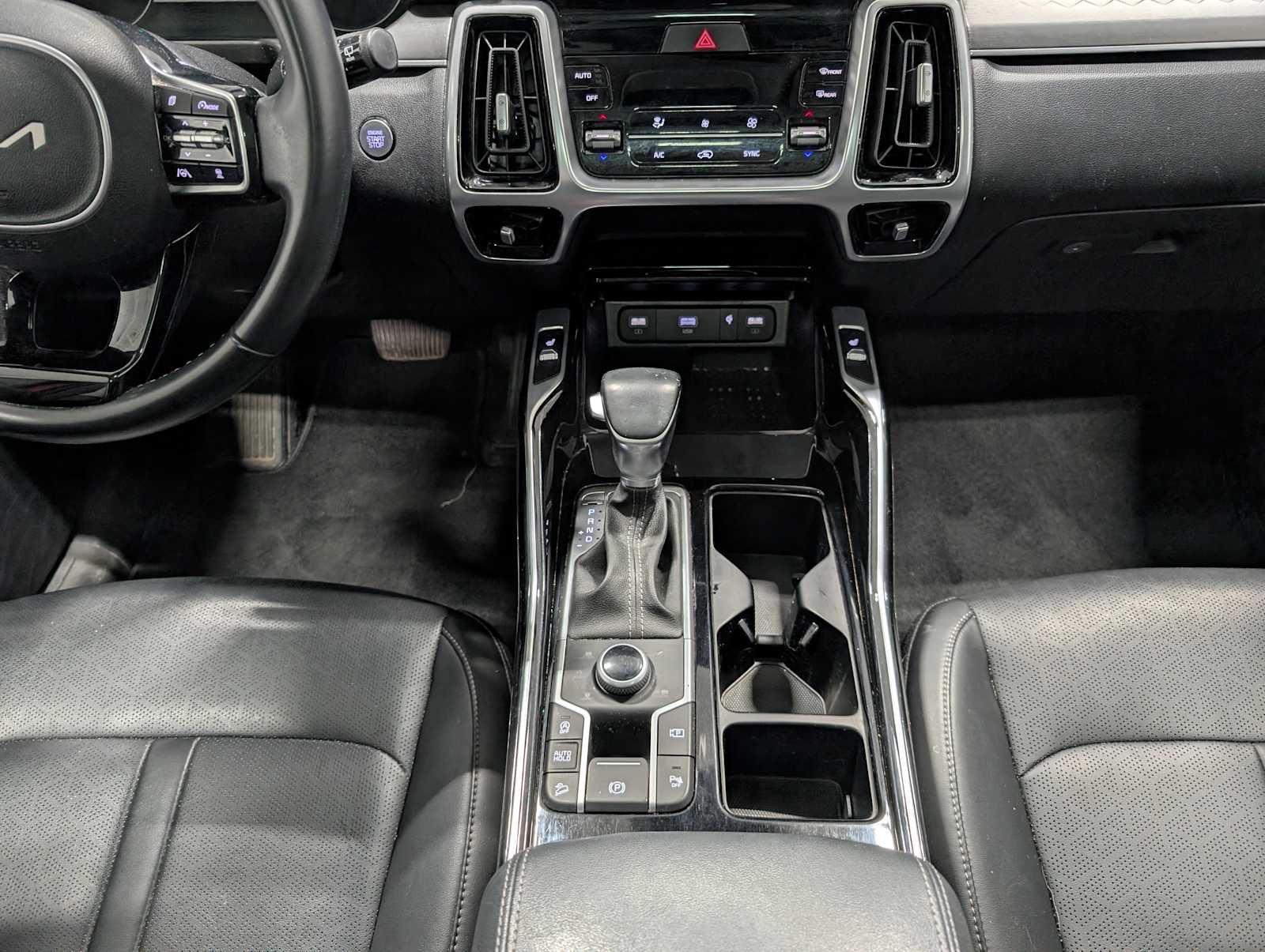 Used 2022 RED Kia SX image 18