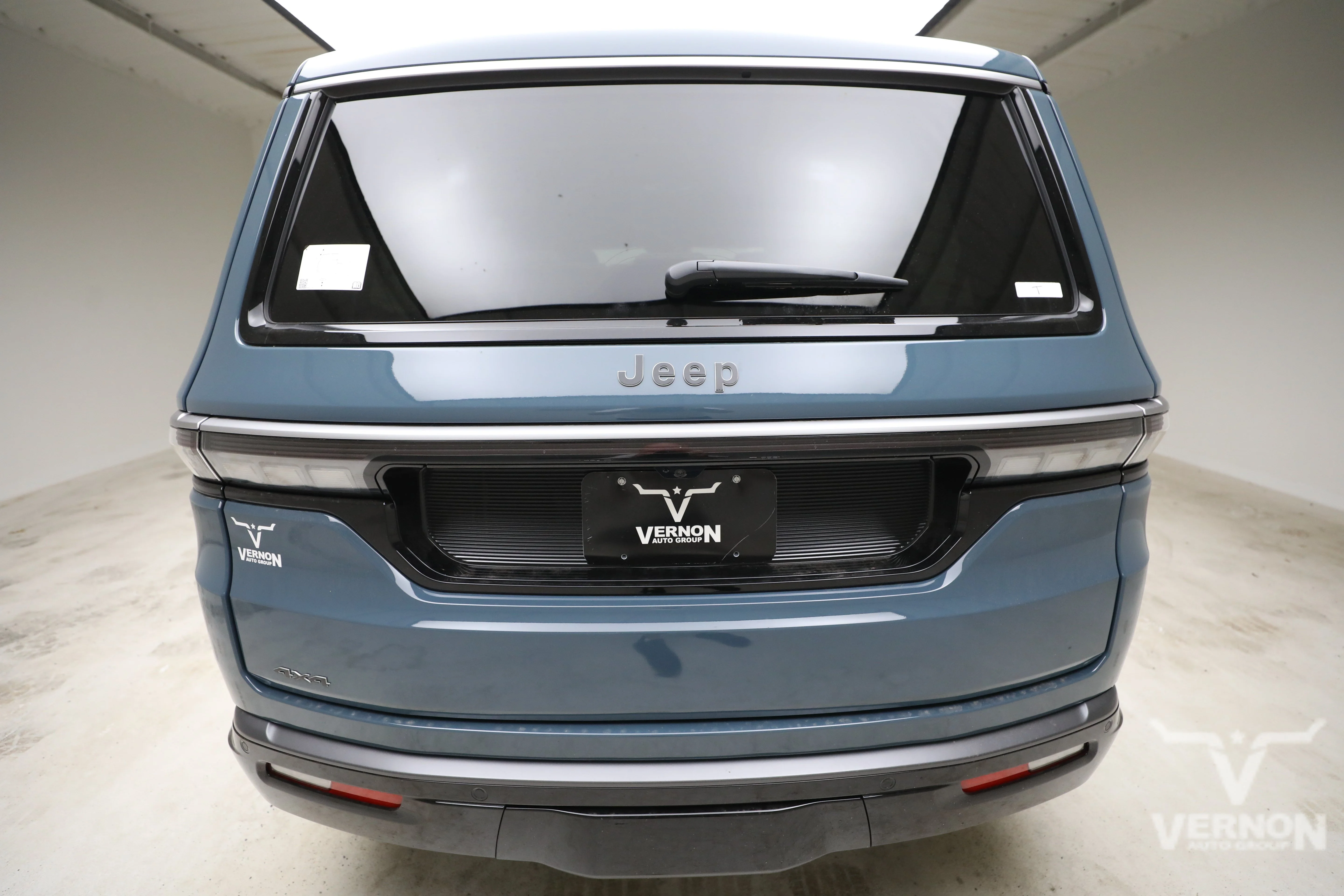 New 2026 Jeep Grand Wagoneer Base 4x4