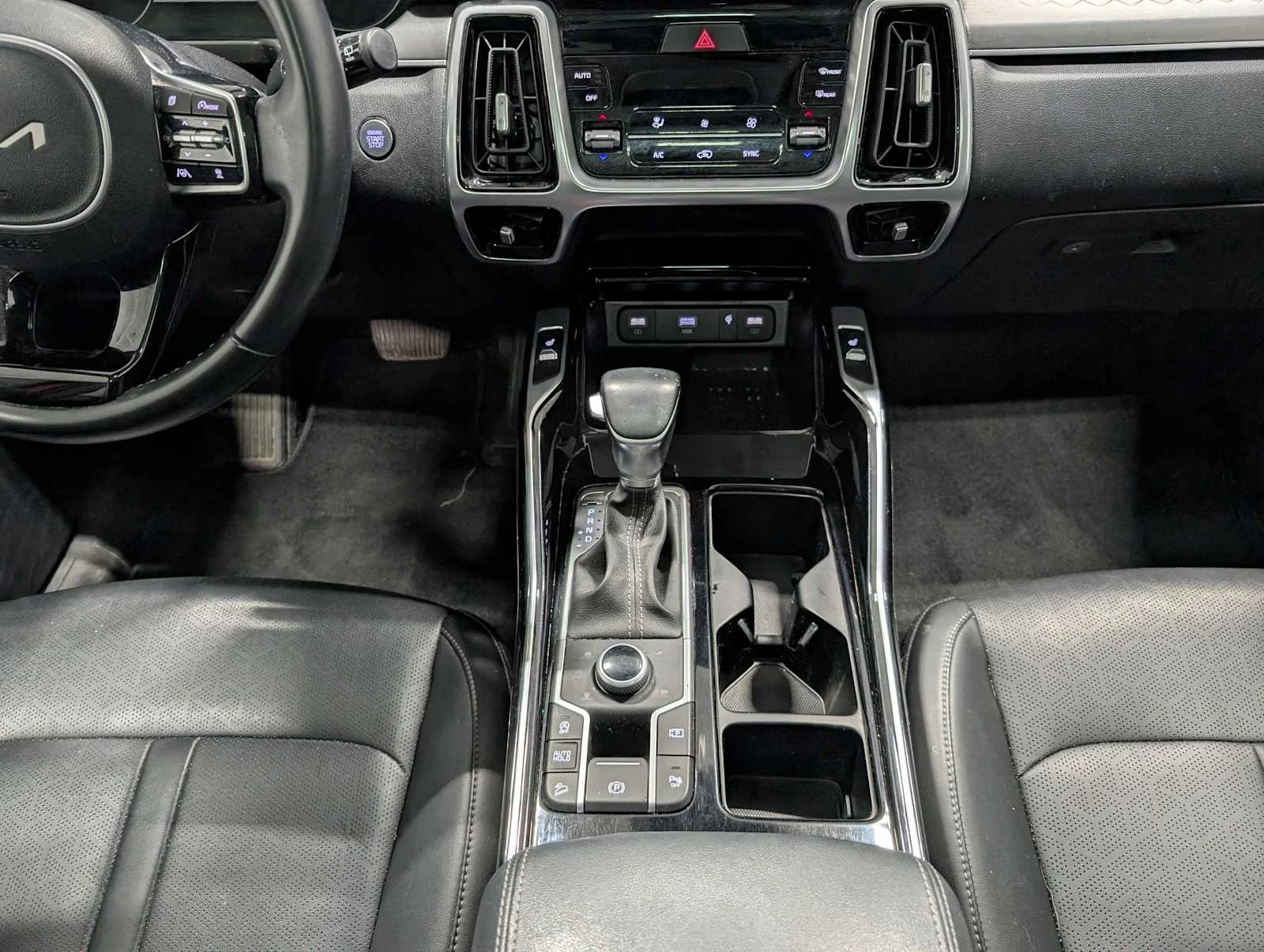 Used 2022 RED Kia SX image 18