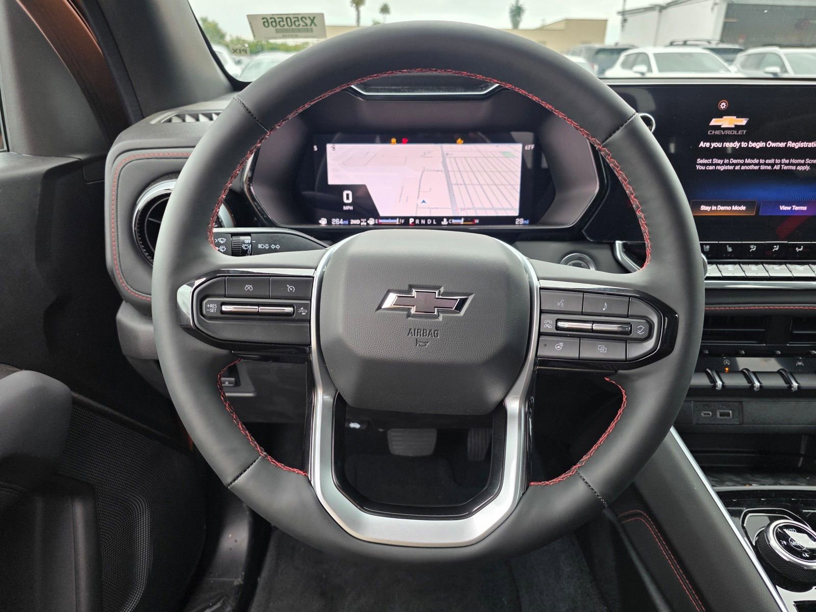 2025 Chevrolet Colorado Z71 - Photo 30