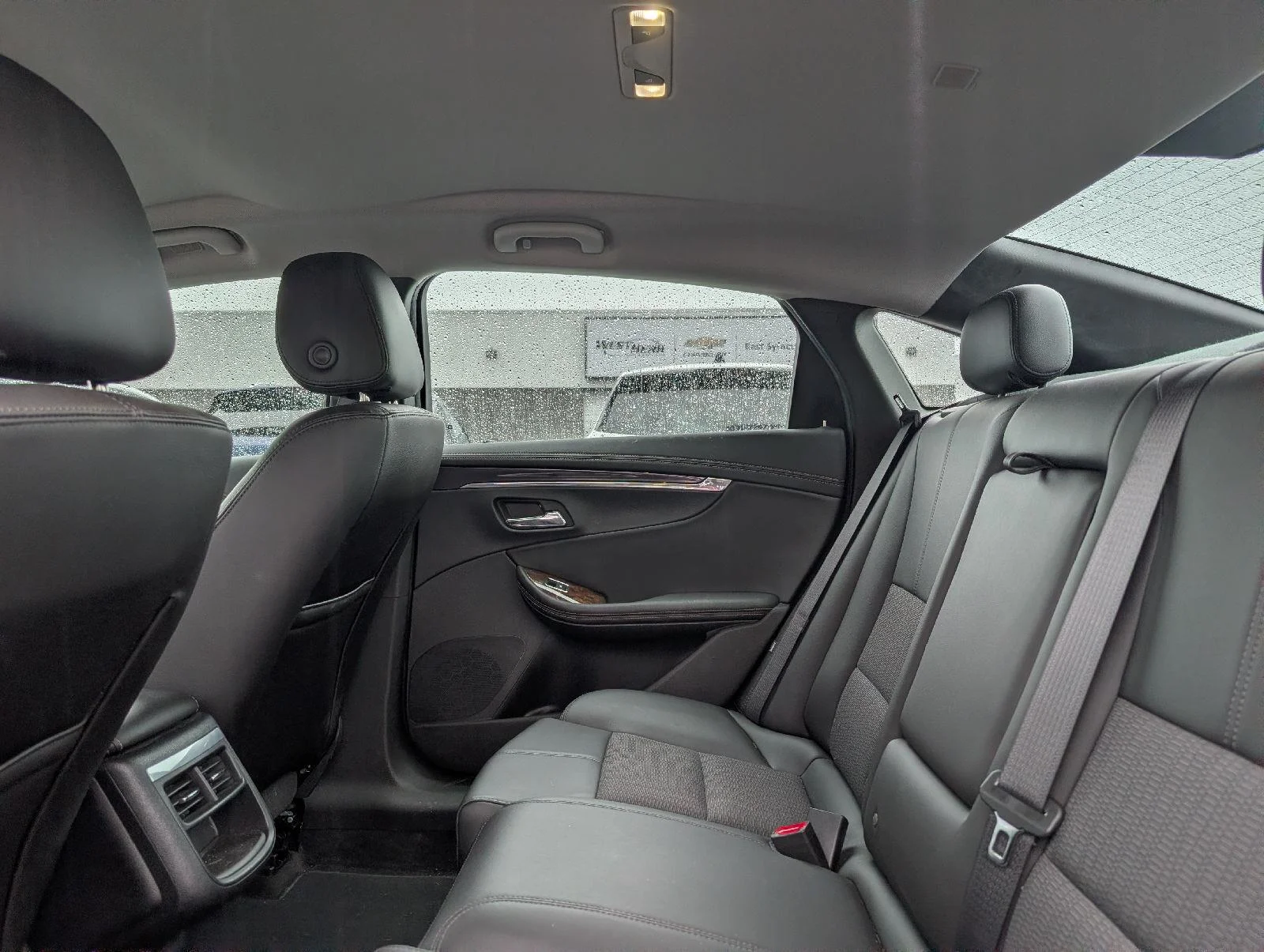 Used 2015 Blue Velvet Metallic Chevrolet LT image 9
