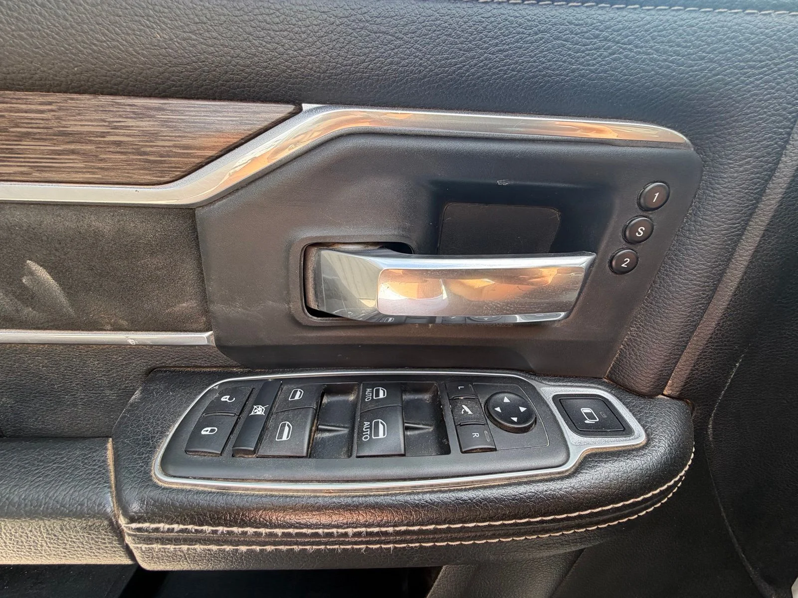 Used 2020 White Ram Laramie image 9