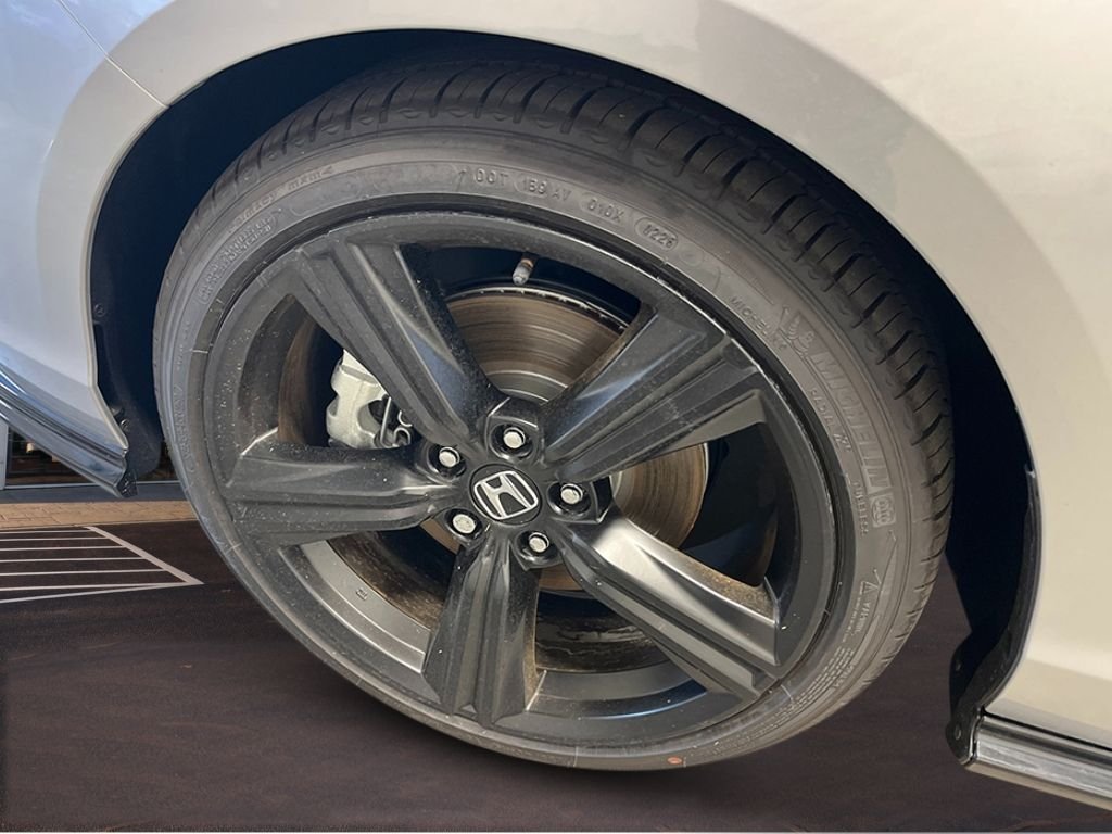 2026 Honda Accord Hybrid Sport-L - Photo 11
