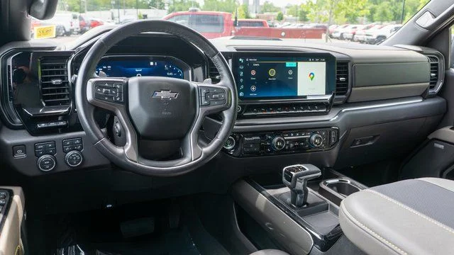 Used 2023 Blue Chevrolet ZR2 image 14