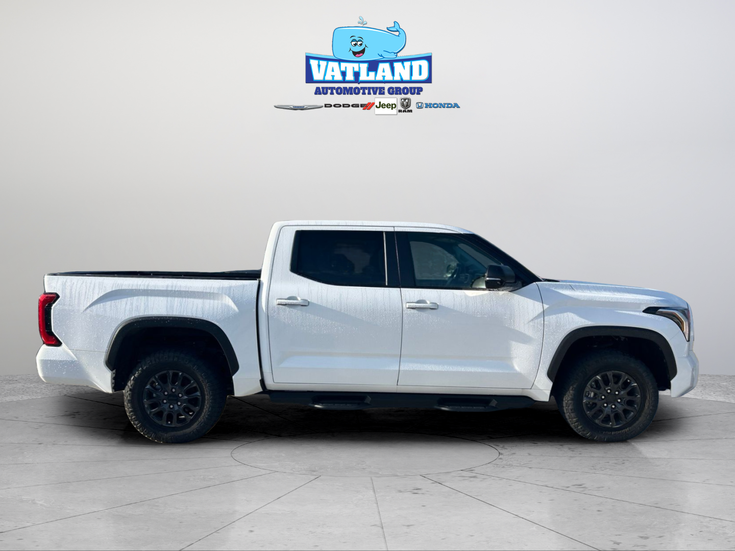 Used 2024 White Toyota SR5 image 6