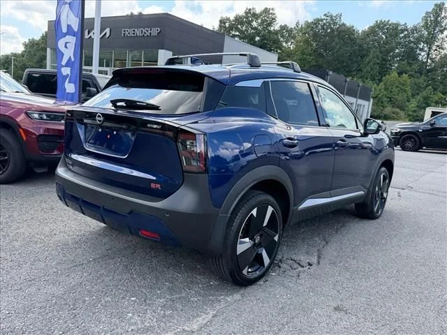 Used 2025 Blue Nissan SR image 12