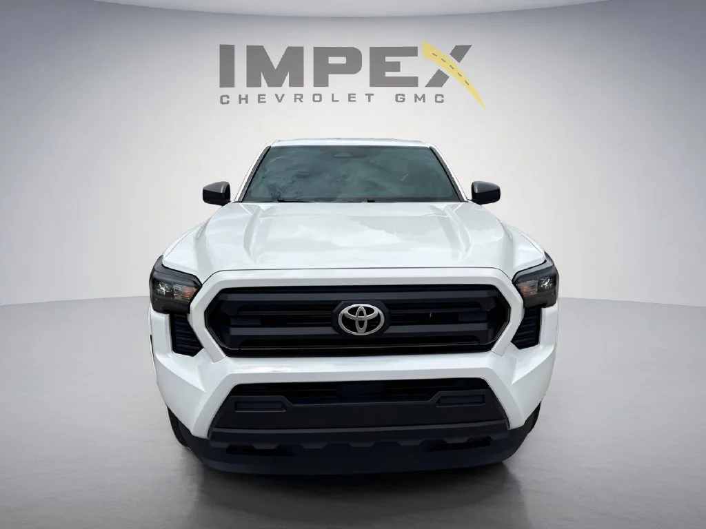 Used 2025 White Toyota SR image 8
