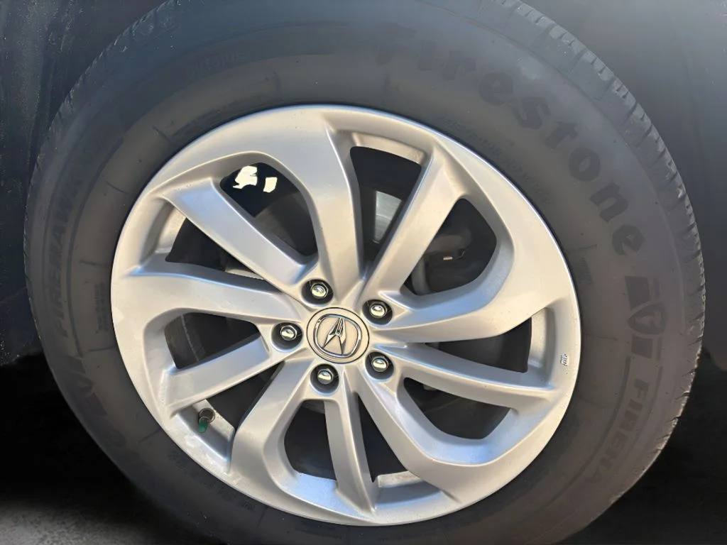 Used 2018 White Diamond Pearl Acura w/Technology Pkg image 9