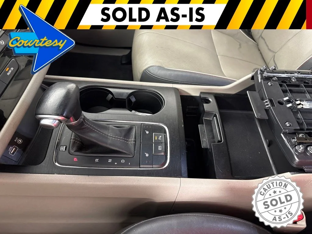 Used 2017 Black Kia LX image 37