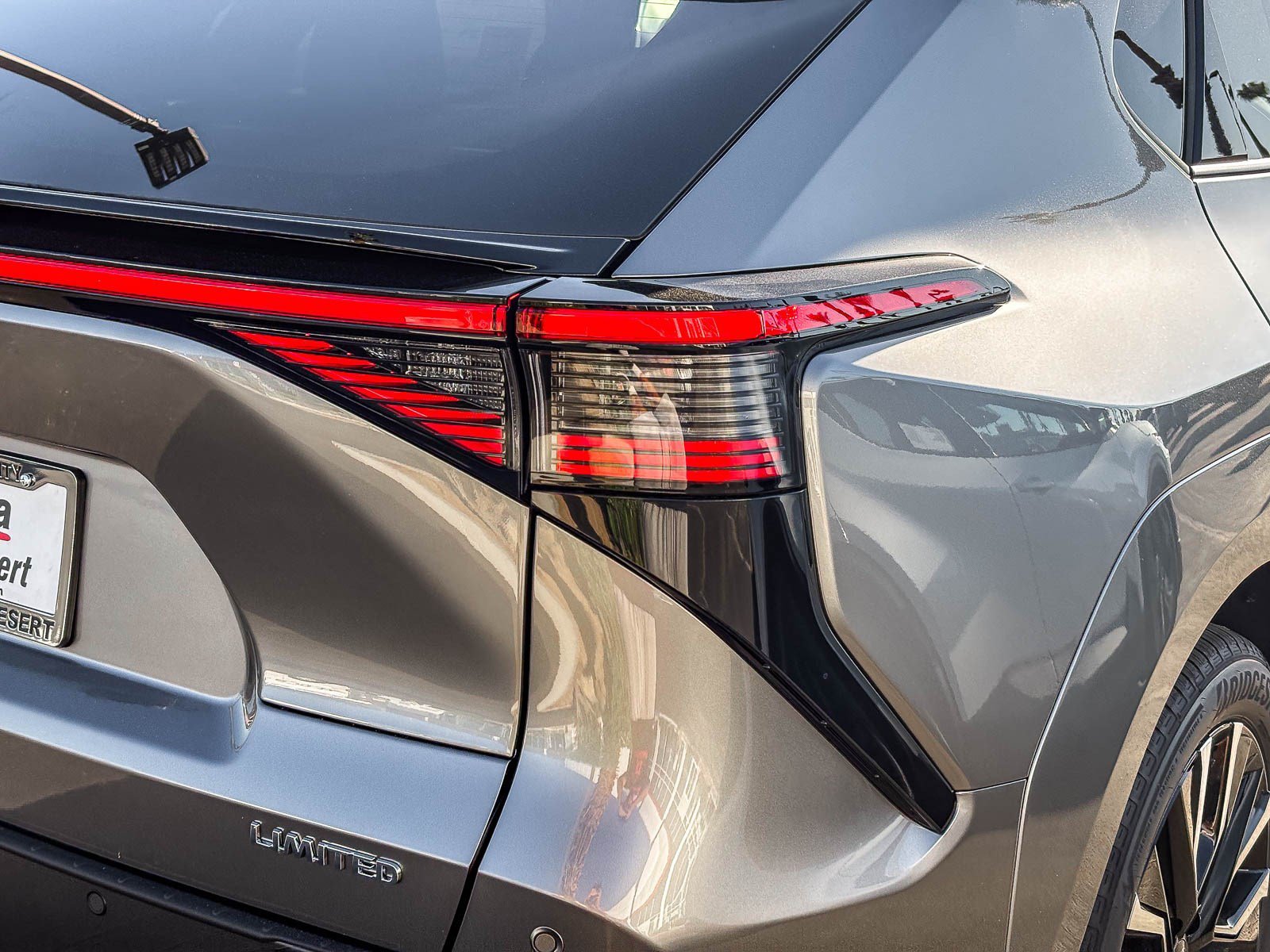 New 2026 Heavy Metal with Midnight Black Metallic roof <sup>1</sup> Toyota  Limited image 7