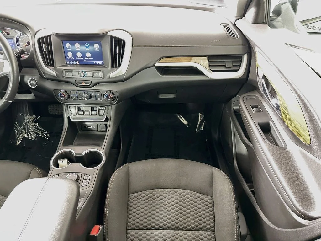 Used 2019 Steel Metallic GMC SLE image 25