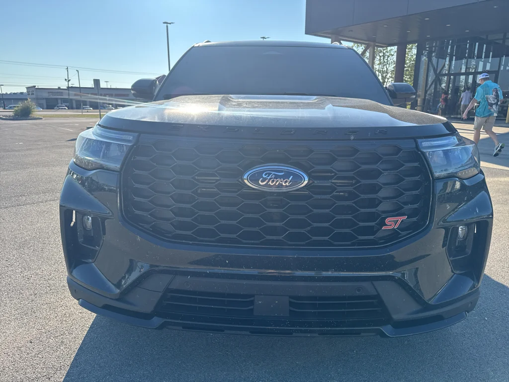 Used 2025 Agate Black Metallic Ford ST image 8
