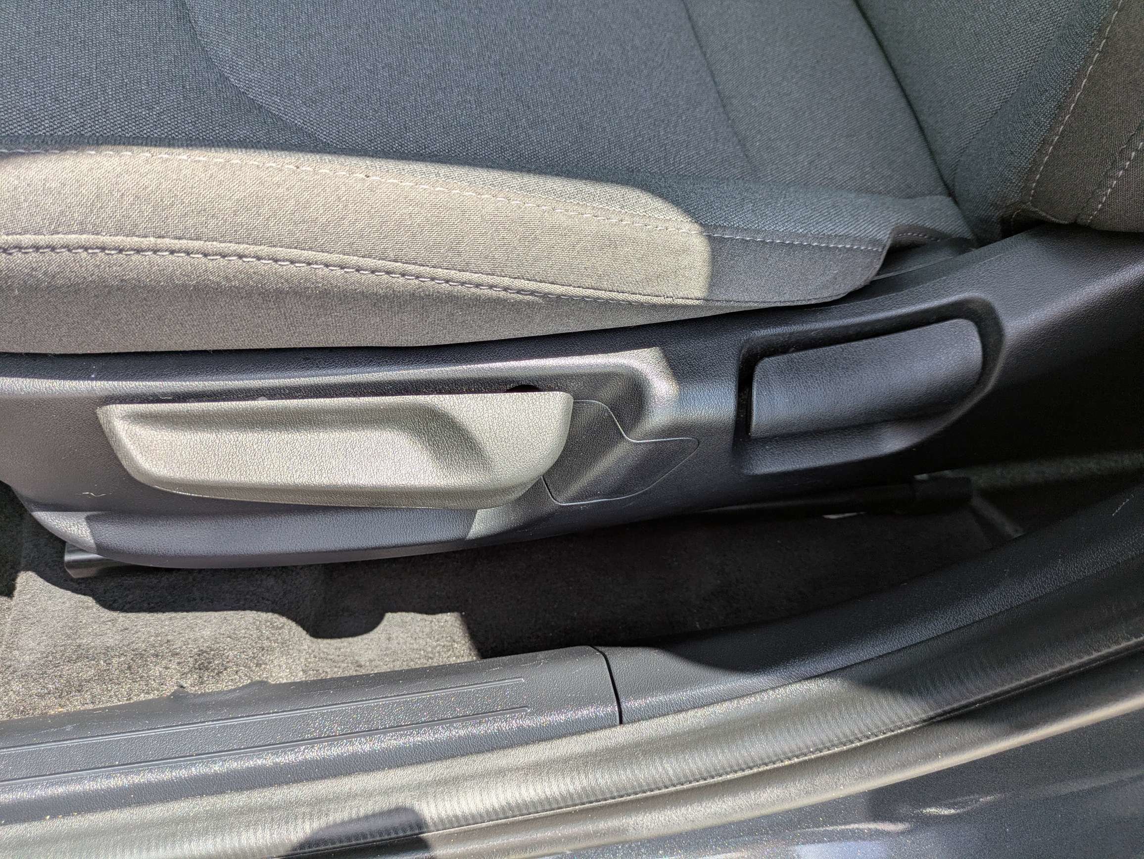 Certified Used 2025 Interstellar Gray Kia LXS image 21