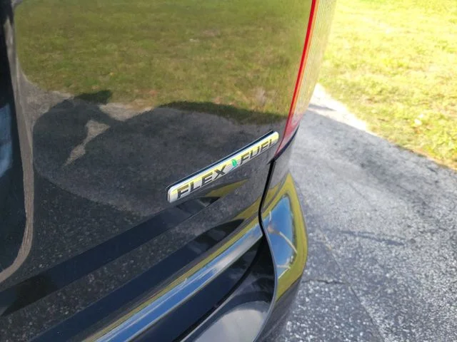 Used 2015 Black Ford Base image 7