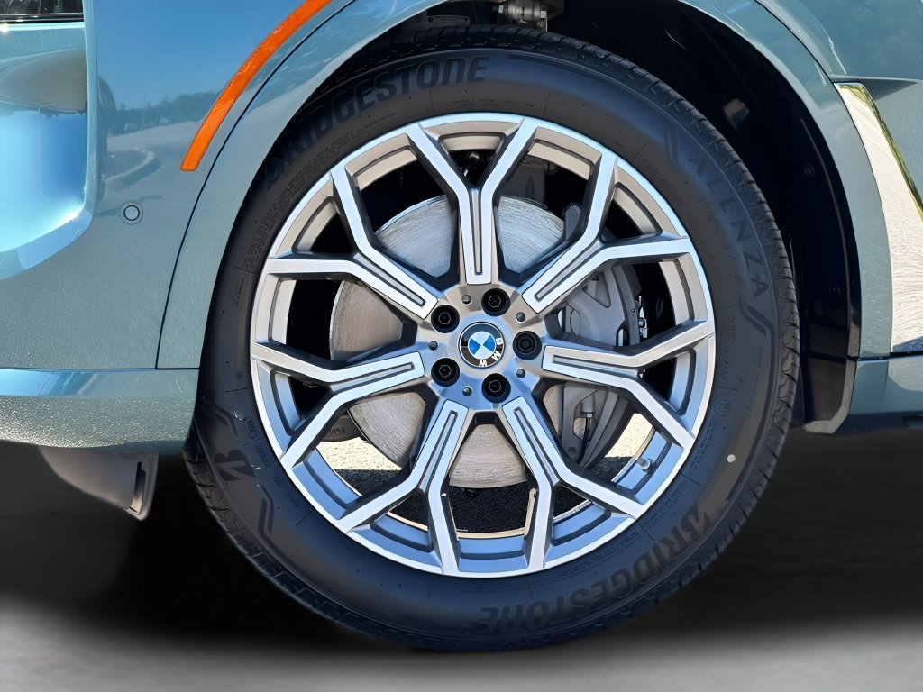 New 2027 Blue Ridge Mountain Metallic BMW xDrive40i image 31