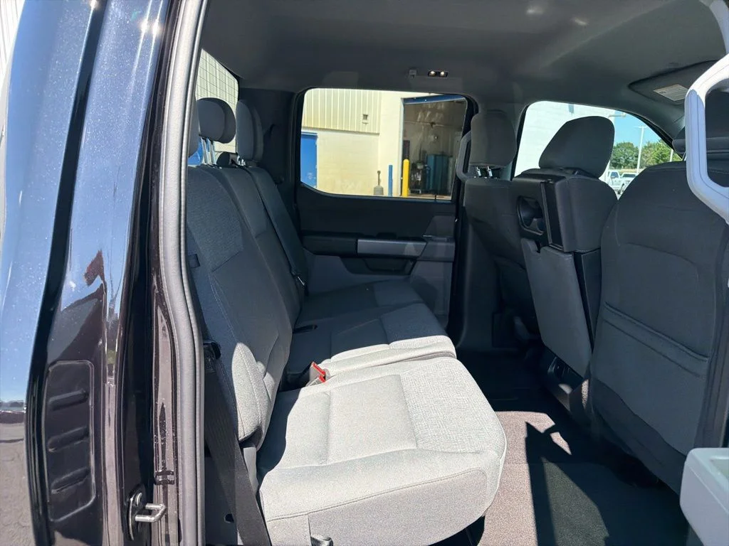 Certified Used 2024 Black Ford XLT image 41
