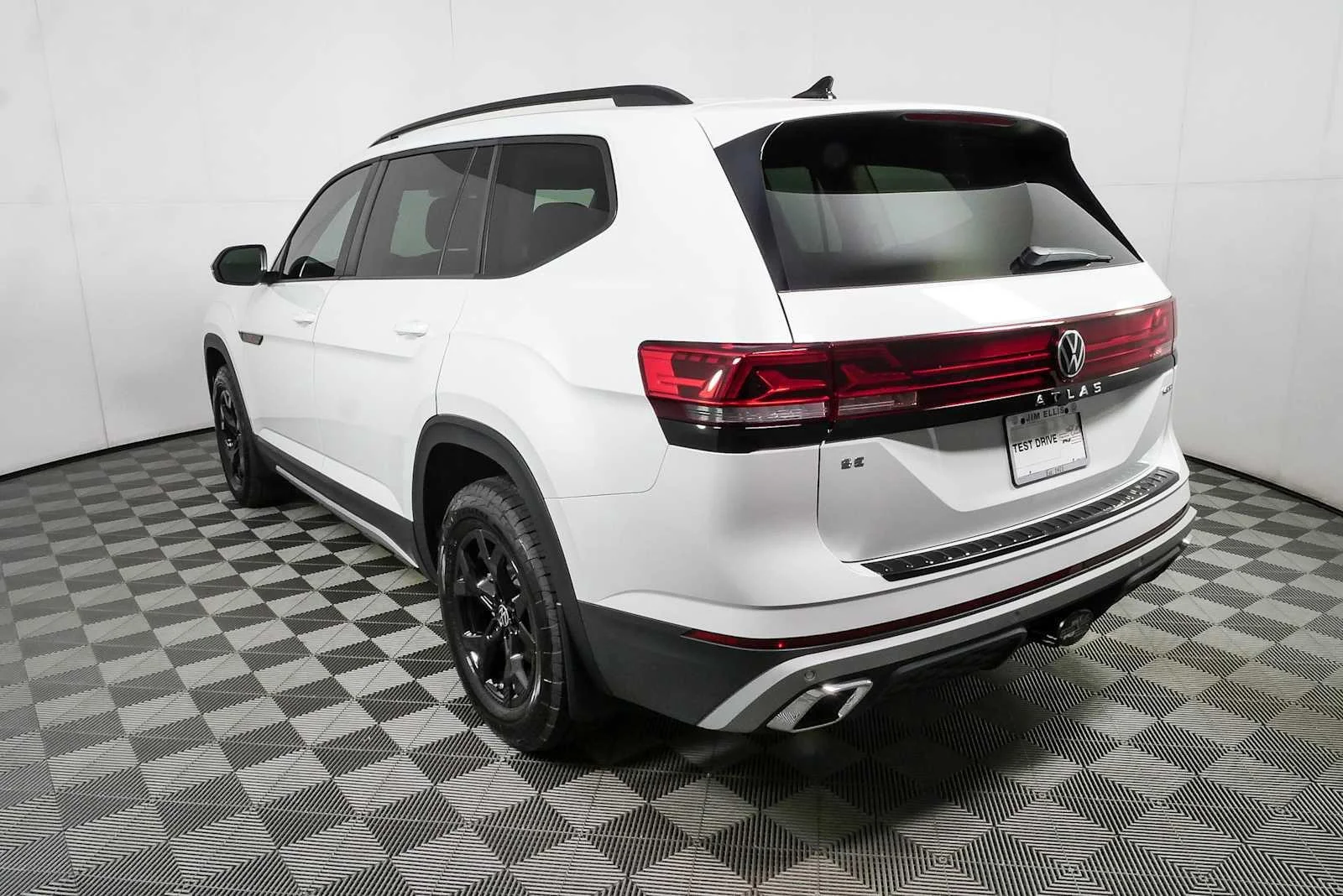 New 2026 Opal White Pearl Volkswagen 2.0T Peak Edition image 28