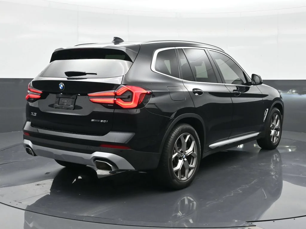 Certified Used 2024 Black Sapphire Metallic BMW sDrive30i image 5
