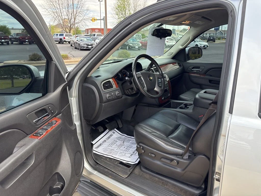 Used 2013 Silver Ice Metallic Chevrolet LT image 10
