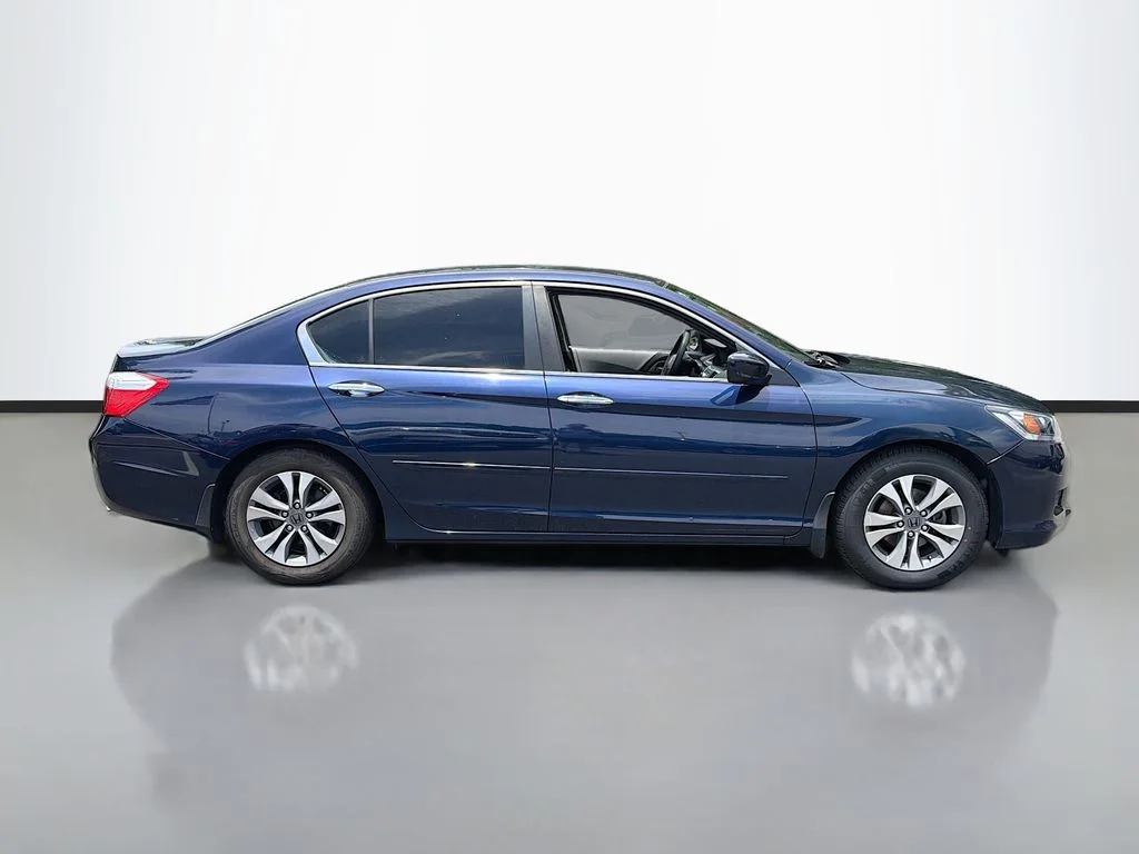 Used 2014 Obsidian Blue Pearl Honda LX image 4
