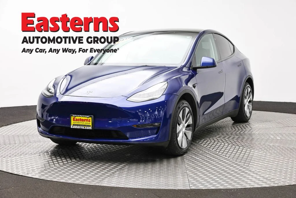 Used 2022 Blue Tesla Long Range image 1