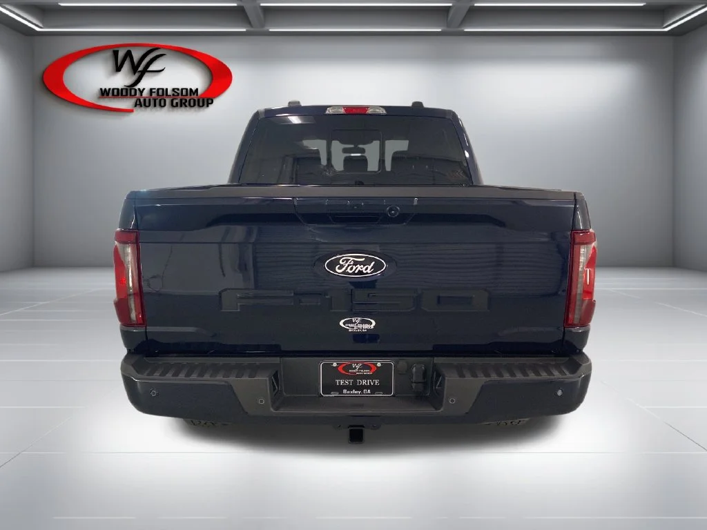 New 2026 Blue Ford XLT image 7