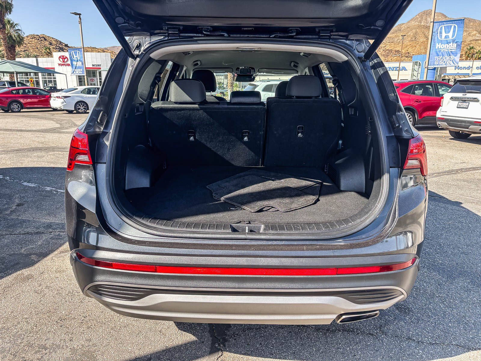 Used 2023 Portofino Gray Hyundai SEL image 13