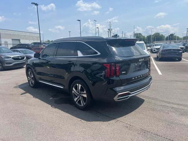 Used 2022 Black Kia EX image 11