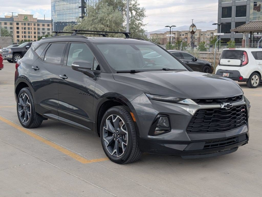 Used 2020 NIGHTFALL GRAY METALLIC Chevrolet RS image 8