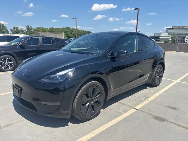 2025 Tesla Model Y Long Range Dual Motor All-Wheel Drive's photo