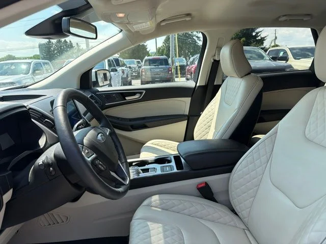 Used 2023 White Metallic Ford Titanium image 22