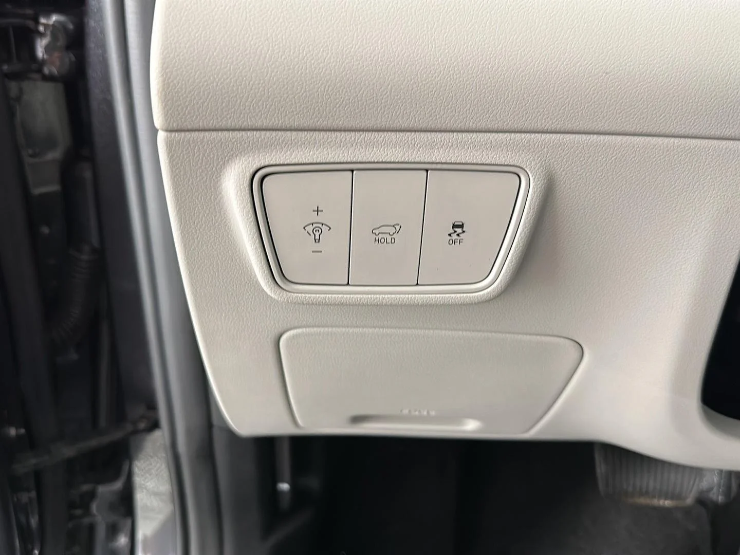 Used 2023 Portofino Gray Hyundai Limited image 28