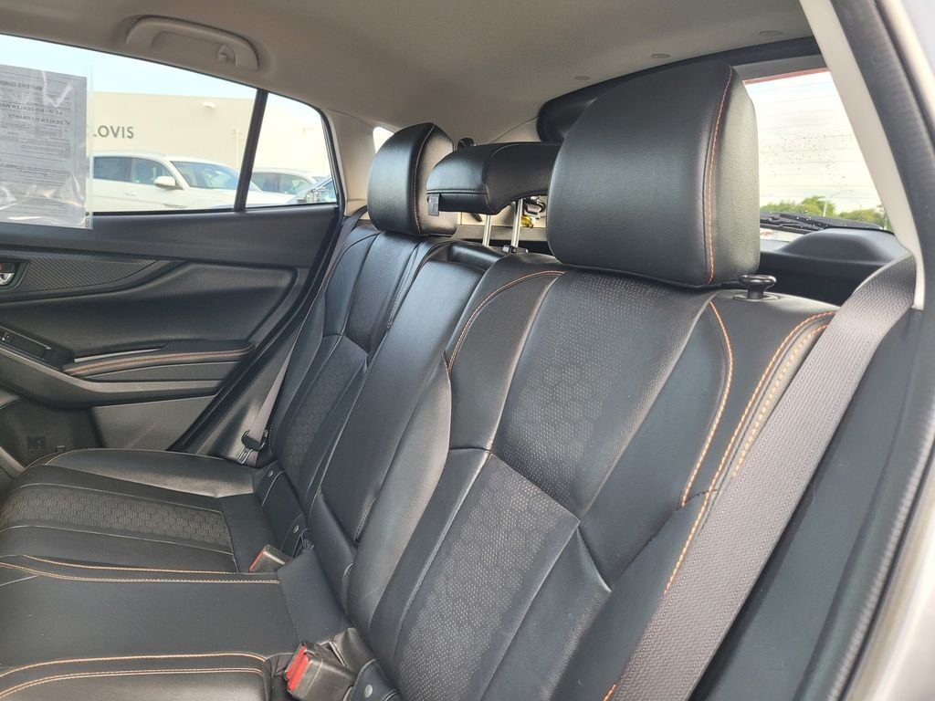 Used 2018 Silver Subaru 2.0i Limited image 14