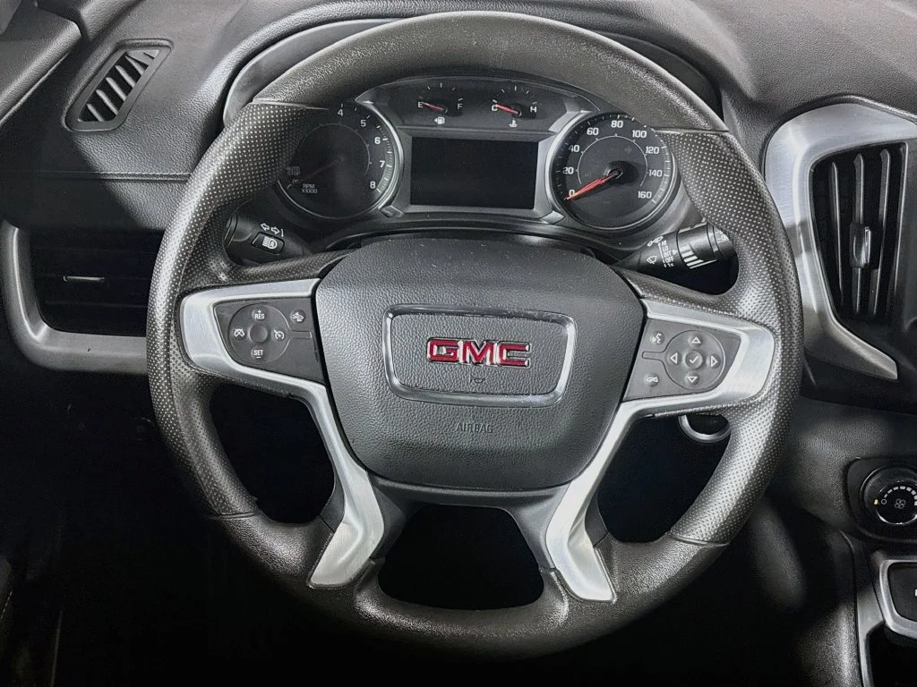 Used 2024 White GMC SLE image 13