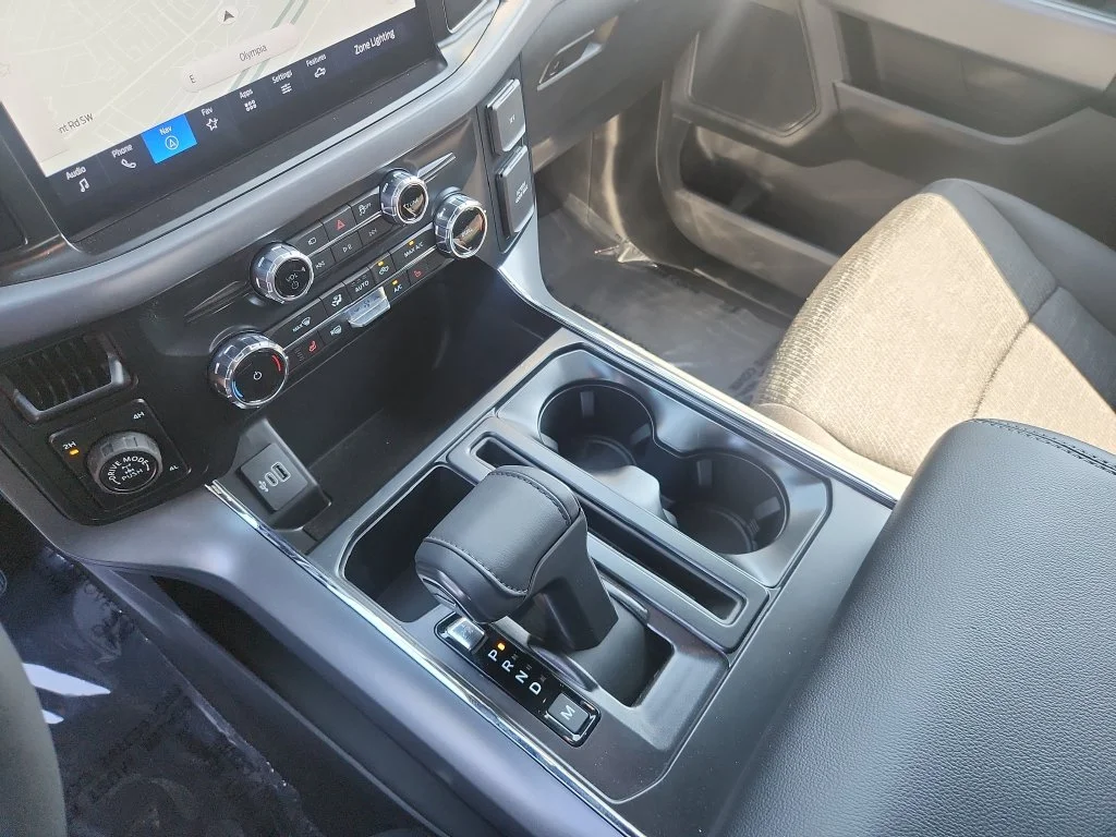 New 2026 Blue Ford XLT image 31